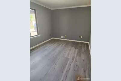 107 Gate House Lane, Edison, NJ 08820 - Photo 7