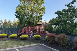 131 Albury Way, North Brunswick Township, NJ 08902 - Photo 29