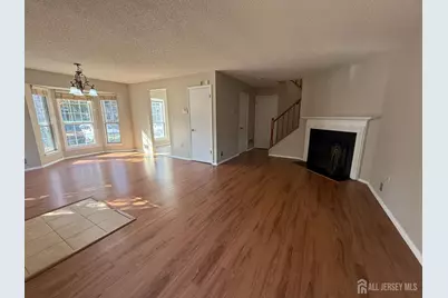 131 Albury Way, North Brunswick Township, NJ 08902 - Photo 9