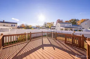 1015 Rudyard Dr, Perth Amboy, NJ 08861 - Photo 25