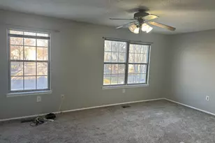 10 Albury Way, North Brunswick Township, NJ 08902 - Photo 5