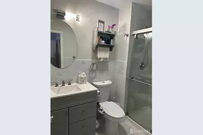 10 Albury Way, North Brunswick Township, NJ 08902 - Photo 7