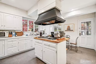 108 Lincoln Avenue, Highland Park, NJ 08904 - Photo 11