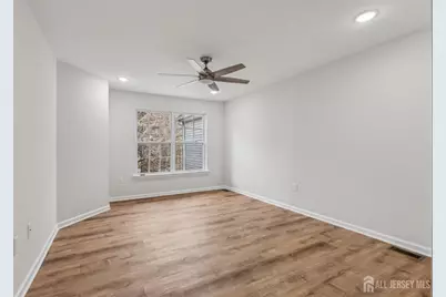 129 Forest Drive, Piscataway Township, NJ 08854 - Photo 9