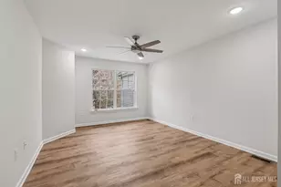 129 Forest Dr, Piscataway Township, NJ 08854 - Photo 9