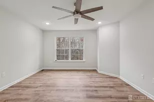 129 Forest Dr, Piscataway Township, NJ 08854 - Photo 19