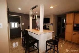 315 Mawbey St, Woodbridge Township, NJ 07095 - Photo 27