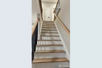 225 Penn Avenue, Edison, NJ 08817 - Photo 19