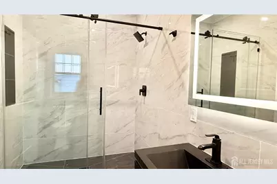 225 Penn Avenue, Edison, NJ 08817 - Photo 23
