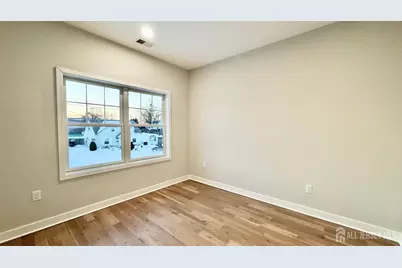225 Penn Avenue, Edison, NJ 08817 - Photo 29