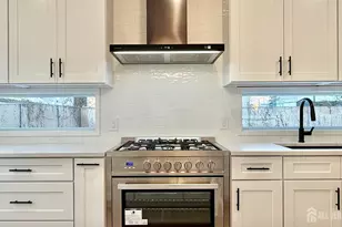 225 Penn Ave, Edison, NJ 08817 - Photo 9