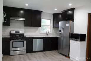 188 Bloomfield Ave, Iselin, NJ 08830 - Photo 3