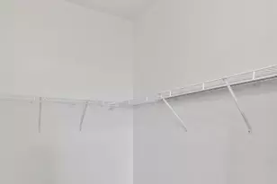 626 Marion Ln, Monroe Township, NJ 08831 - Photo 9