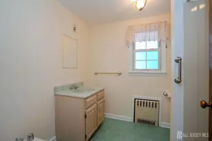 11 Lincoln Pl, New Brunswick, NJ 08901 - Photo 25