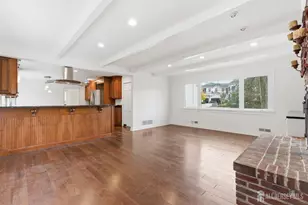 28 Southfield Rd, Edison, NJ 08820 - Photo 9