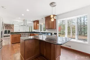 28 Southfield Rd, Edison, NJ 08820 - Photo 13
