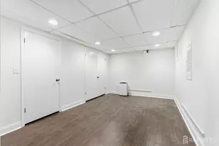 28 Southfield Rd, Edison, NJ 08820 - Photo 37