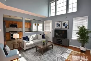 24 Hawthorne Rd, North Brunswick Township, NJ 08902 - Photo 3