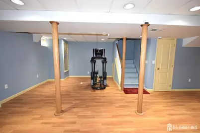 24 Hawthorne Road, North Brunswick Township, NJ 08902 - Photo 23
