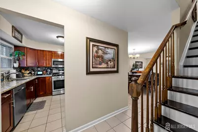 46 Parsler Place, Fords, NJ 08863 - Photo 11