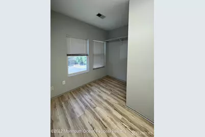 405 Bridge Plaza Drive, Manalapan Township, NJ 07726 - Photo 7