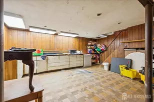 28 Debra Pl, Sewaren, NJ 07077 - Photo 17