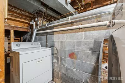 28 Debra Place, Sewaren, NJ 07077 - Photo 19