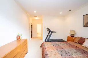 380 Daisy Ct, Monroe Township, NJ 08831 - Photo 25