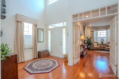 380 Daisy Court, Monroe Township, NJ 08831 - Photo 5