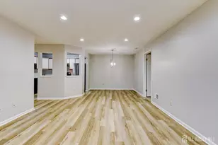 908 Meadow Ct, Helmetta, NJ 08828 - Photo 15
