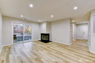 908 Meadow Ct, Helmetta, NJ 08828 - Photo 11