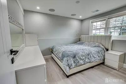 117 E Elmwood Drive E, South Plainfield, NJ 07080 - Photo 31