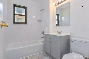 401 US Hwy 22 Hwy, North Plainfield, NJ 07060 - Photo 5