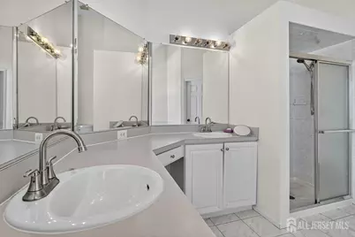 33 Constitution Way #33, South River, NJ 08882 - Photo 29