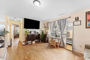 42 Randolph St, Carteret, NJ 07008 - Photo 21