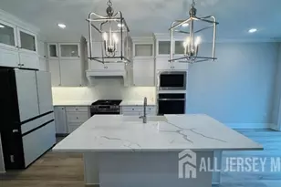 614 Fremont Ave, Manalapan Township, NJ 07726 - Photo 9