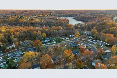 1035 Hillside Drive, North Brunswick Township, NJ 08902 - Photo 35