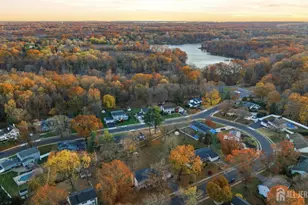 1035 Hillside Dr, North Brunswick Township, NJ 08902 - Photo 35