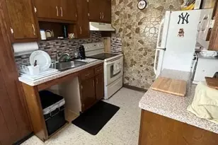 2 Wall St, Metuchen, NJ 08840 - Photo 3