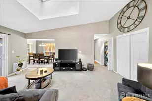 300C Alpine Way, Woodbridge Township, NJ 07095 - Photo 5