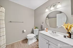 300C Alpine Way, Woodbridge Township, NJ 07095 - Photo 17