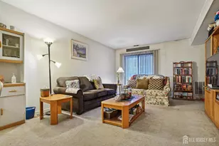 809 Woodbridge Commons Way, Iselin, NJ 08830 - Photo 5