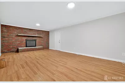 1040 Hillside Drive, North Brunswick Township, NJ 08902 - Photo 15