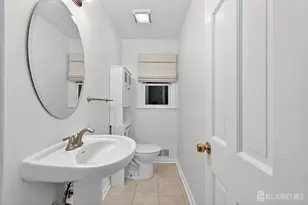 1040 Hillside Dr, North Brunswick Township, NJ 08902 - Photo 17