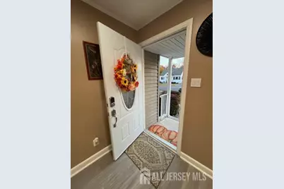 506 Melrose Avenue, Middlesex, NJ 08846 - Photo 5