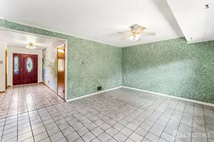 2315 Desisto Dr, Rahway, NJ 07065 - Photo 7