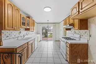 2315 Desisto Dr, Rahway, NJ 07065 - Photo 15