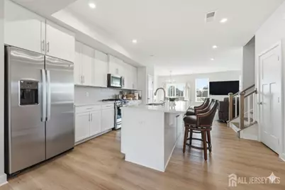 68 Owen Court, Franklin Township, NJ 08873 - Photo 5