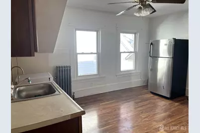 140 Barnard Street, Highland Park, NJ 08904 - Photo 5