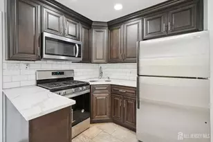 55 Metuchen Ave, Middlesex, NJ 07095 - Photo 11